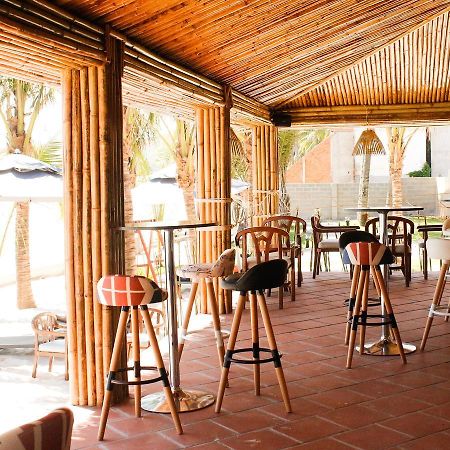 פאן ת'ייט Eagles Beach Resort מראה חיצוני תמונה