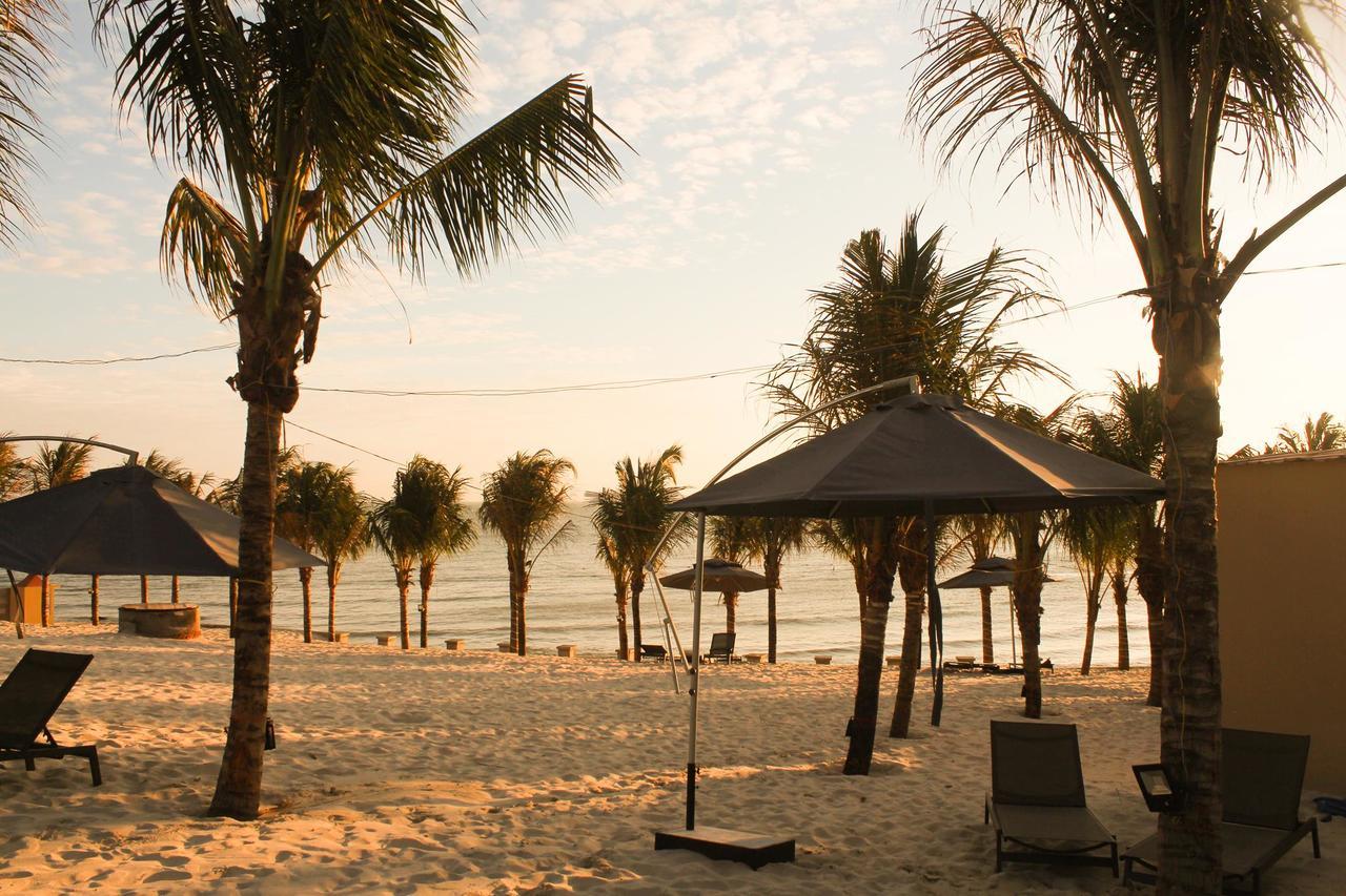 פאן ת'ייט Eagles Beach Resort מראה חיצוני תמונה