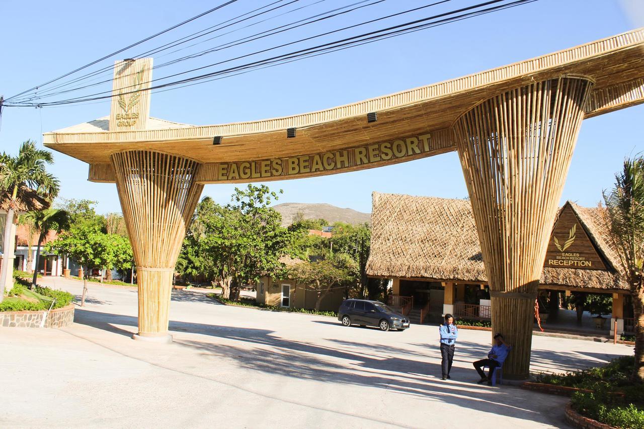 פאן ת'ייט Eagles Beach Resort מראה חיצוני תמונה