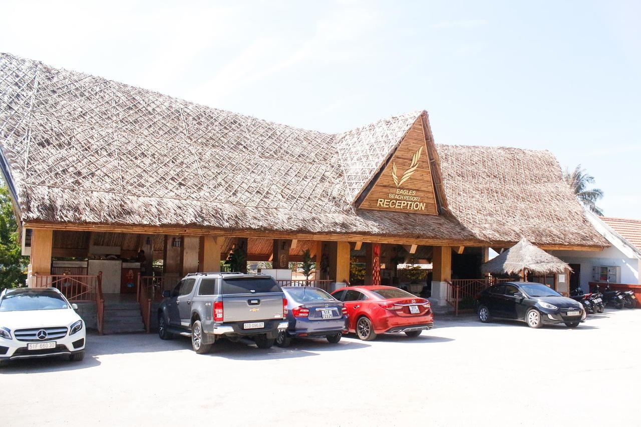 פאן ת'ייט Eagles Beach Resort מראה חיצוני תמונה