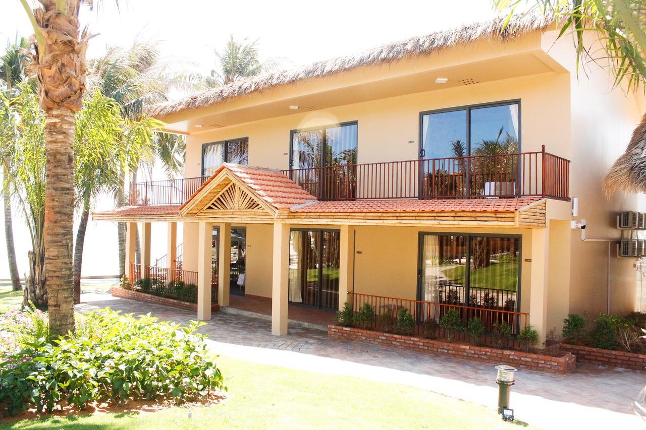 פאן ת'ייט Eagles Beach Resort מראה חיצוני תמונה