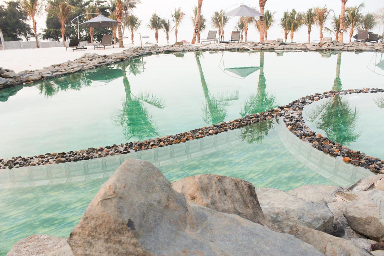 פאן ת'ייט Eagles Beach Resort מראה חיצוני תמונה