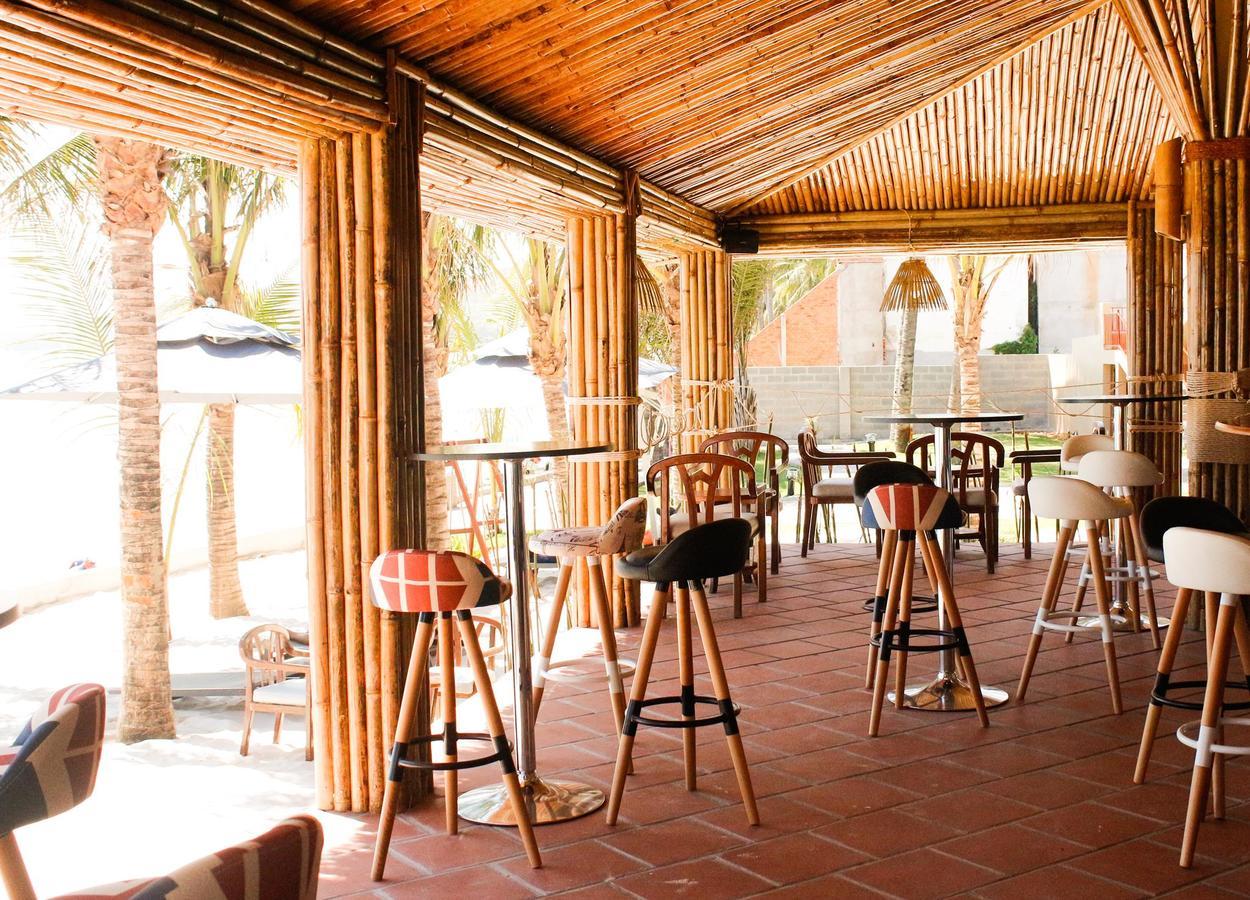 פאן ת'ייט Eagles Beach Resort מראה חיצוני תמונה