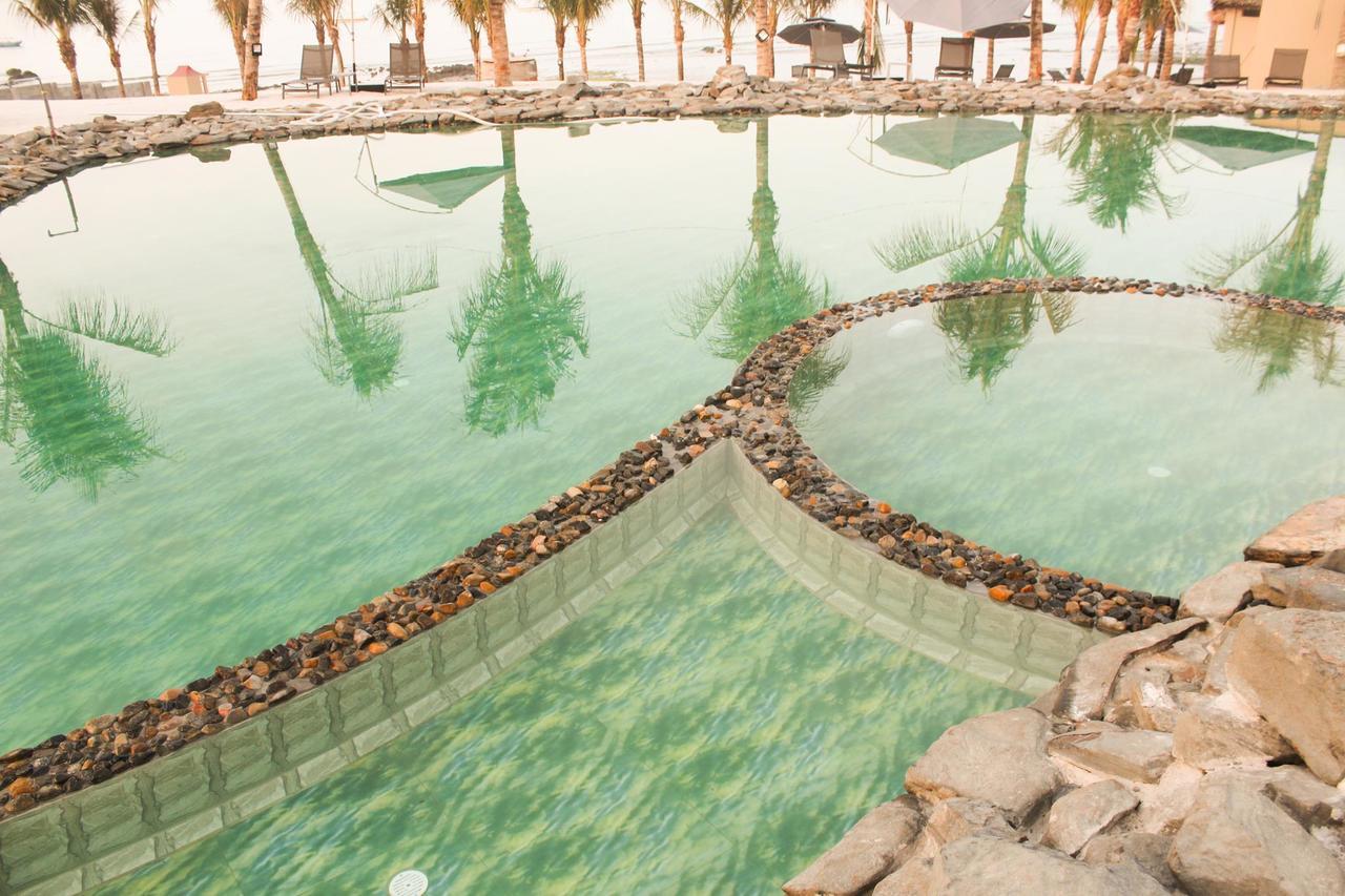 פאן ת'ייט Eagles Beach Resort מראה חיצוני תמונה